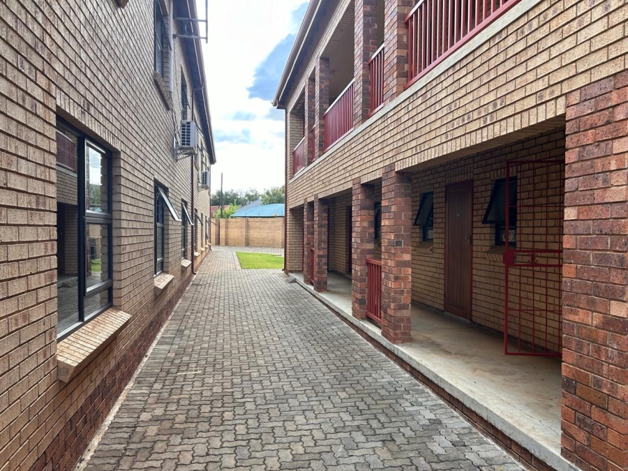 1 Bedroom Property for Sale in Dassie Rand North West